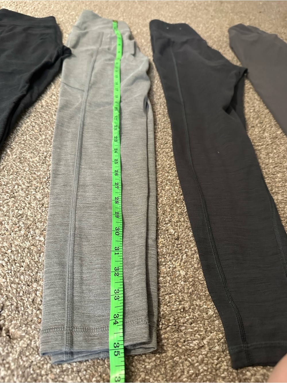 American Eagle, VS and Kirkland Women's Leggings- 4 pair bundle - Picture 9 of 16